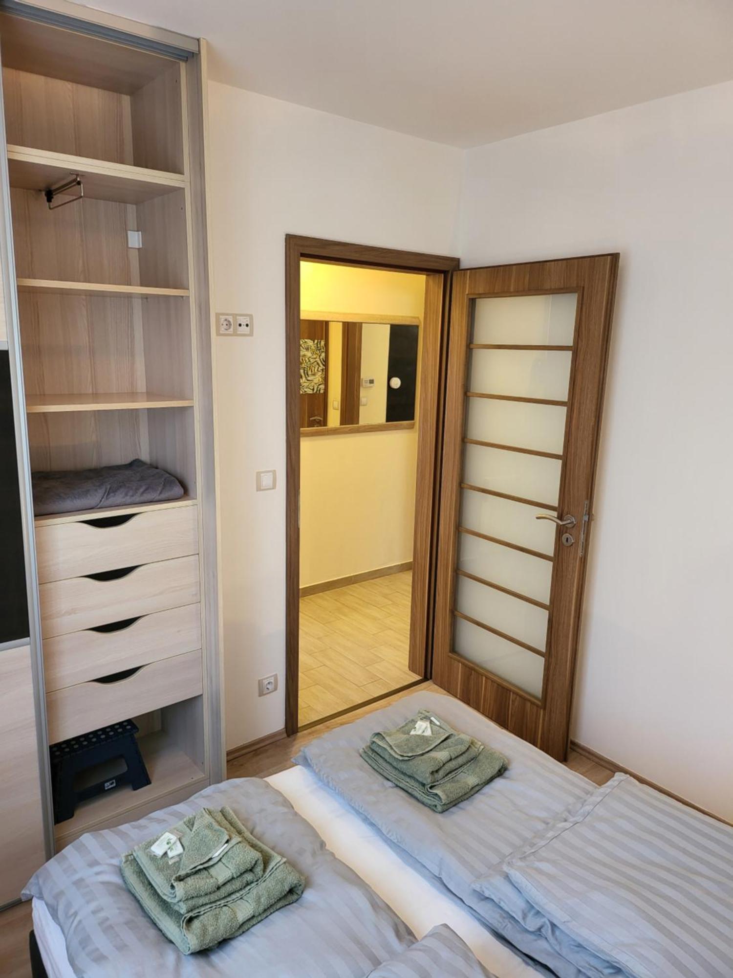 Triangol Apartman: Fuerdo, Belvaros, Egyetem Győr Zewnętrze zdjęcie