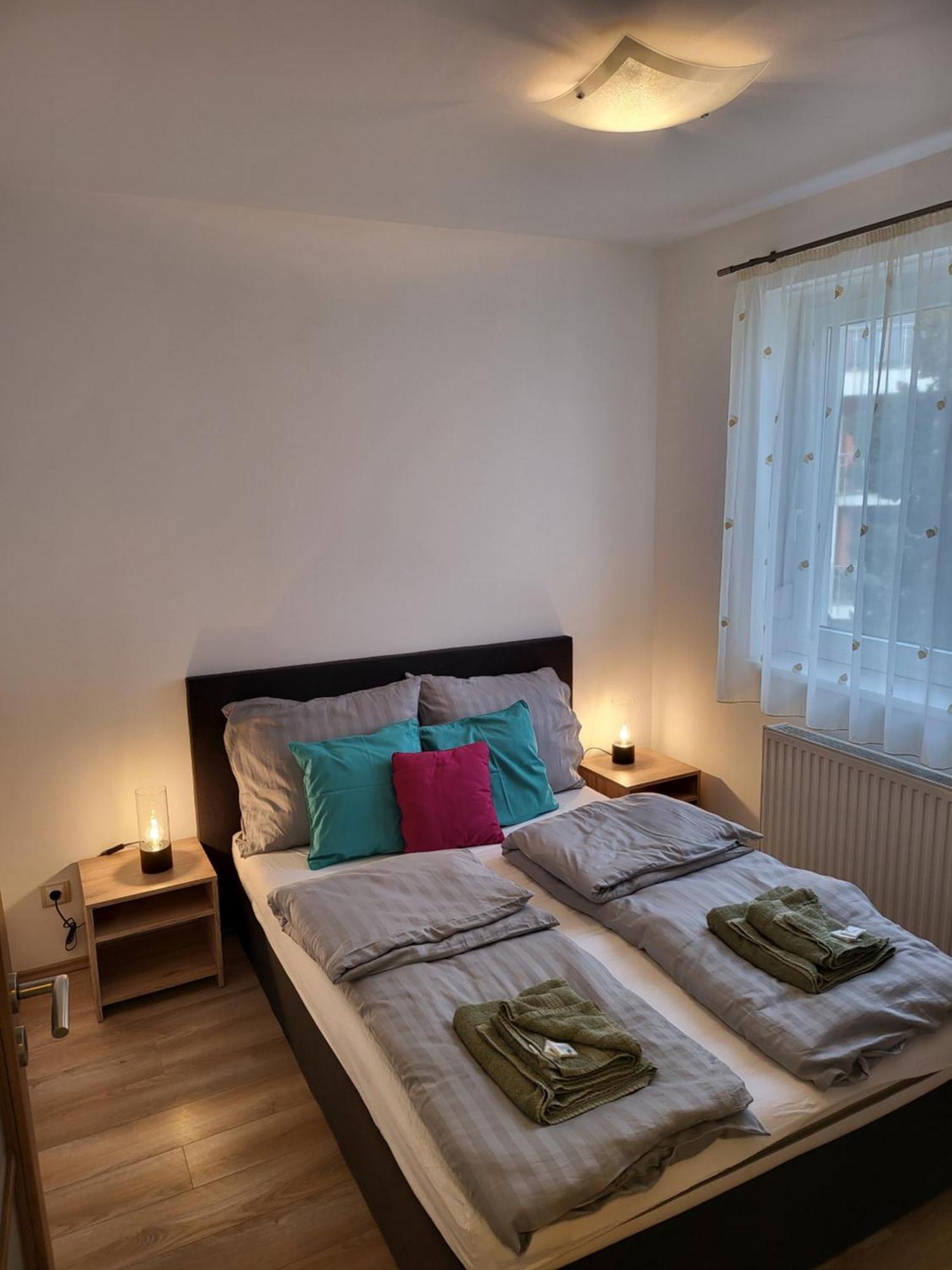 Triangol Apartman: Fuerdo, Belvaros, Egyetem Győr Zewnętrze zdjęcie