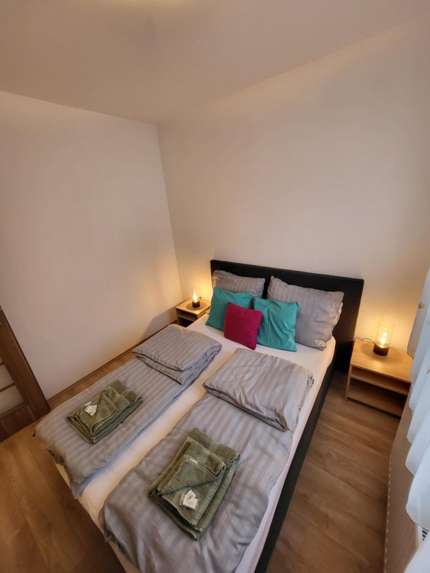 Triangol Apartman: Fuerdo, Belvaros, Egyetem Győr Zewnętrze zdjęcie