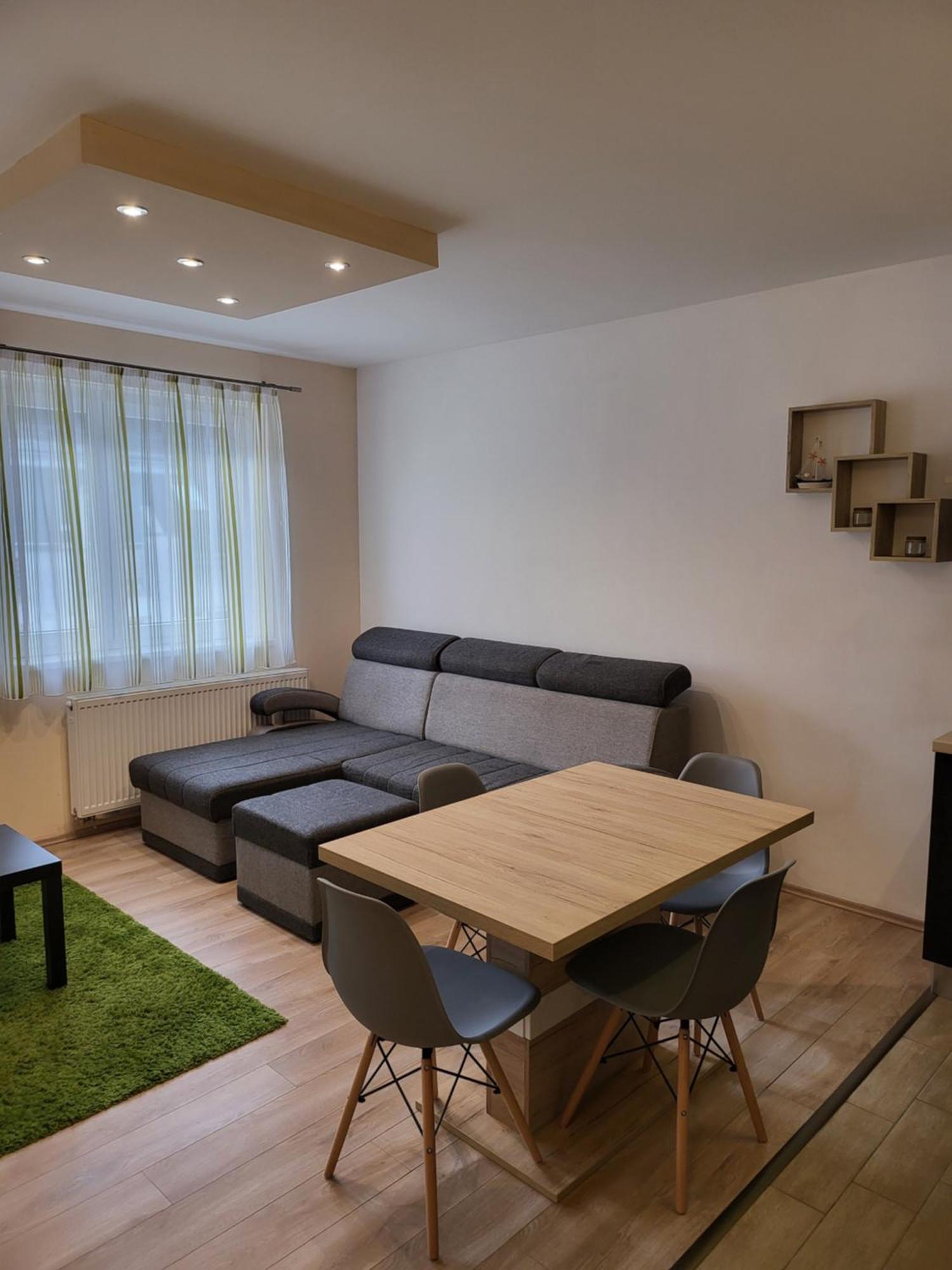 Triangol Apartman: Fuerdo, Belvaros, Egyetem Győr Zewnętrze zdjęcie